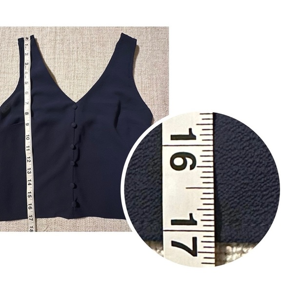 MONTEAU Navy Sleeveless Smocked Back Button Pullover Crop Blouse Top Women’s M - Picture 8 of 9